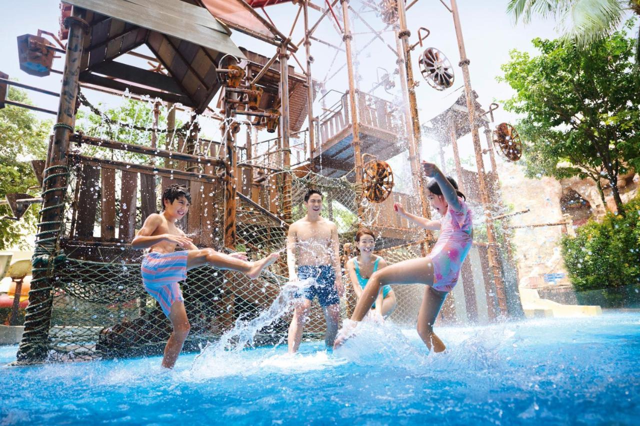Resorts World Sentosa - Crockfords Tower Singapur Exterior foto